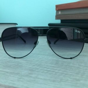 Quay High key mini Black Fade